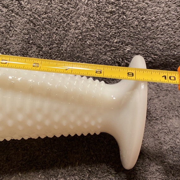 Vintage Hobnail Milk Glass Vase EUC - Picture 5 of 5